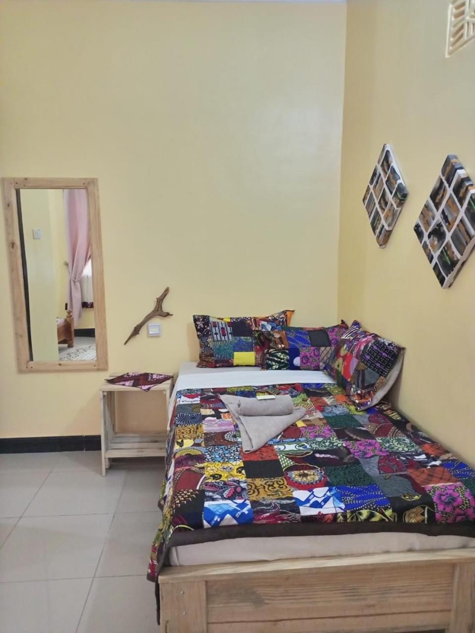 Home Feeling Kilimanjaro Moshi Bagian luar foto